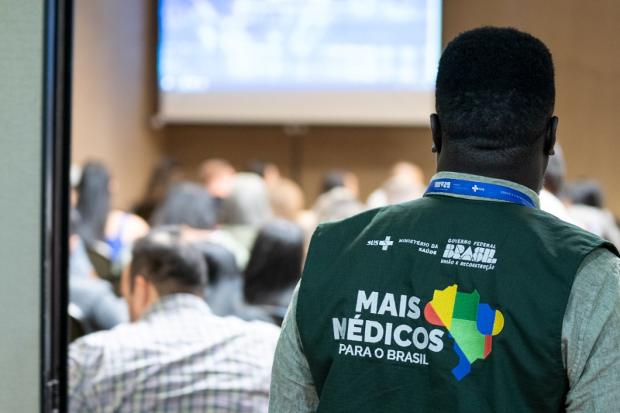 Mais Médicos reforça atendimento em MS com chegada de 34 profissionais