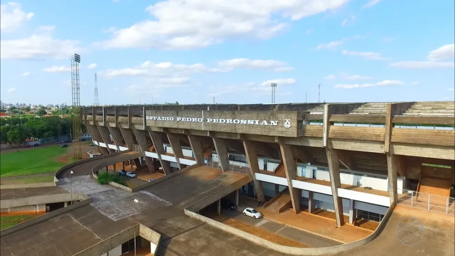 Deputado alerta: reabertura do Morenão depende de projeto equilibrado e ajustes orçamentários